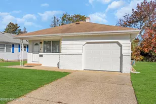 160 Charlotteville Dr S, Toms River Township, NJ 08757 - Photo 1