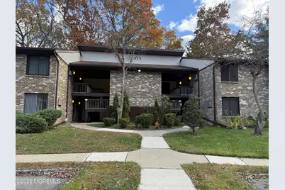 171 Amberly Drive #G, Manalapan Township, NJ 07726 - Photo 1