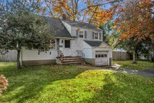 55 Spruce Dr, Shrewsbury, NJ 07702 - Photo 1