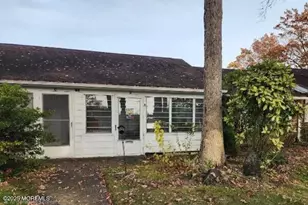 62D Buckingham Dr, Lakewood, NJ 08701 - Photo 1