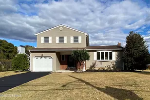 18 Wolfpack Rd, Hamilton Township, NJ 08619 - Photo 1