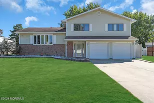 691 Sussex Ct, Toms River Township, NJ 08753 - Photo 1