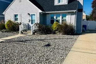 425 Yale Ave, Point Pleasant Beach, NJ 08742 - Photo 1