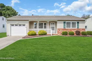 162 Castleton Dr, Toms River Township, NJ 08757 - Photo 1