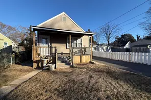 631 McKinley Ave, Toms River Township, NJ 08753 - Photo 1