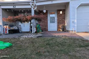 53 Thorne Ln, Matawan, NJ 07747 - Photo 1