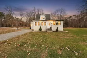5 Pittenger Pond Rd, Freehold, NJ 07728 - Photo 1