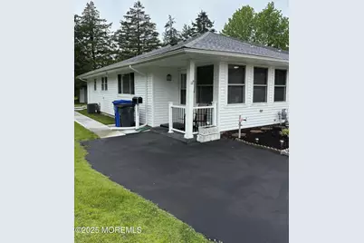 2211 Yorktowne Boulevard, Toms River Township, NJ 08753 - Photo 1