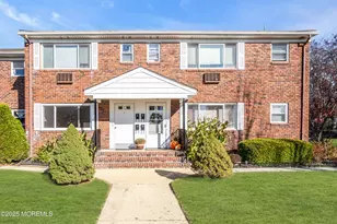 49 Laurel Pl, Eatontown, NJ 07724 - Photo 1