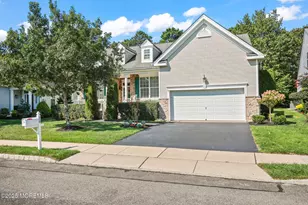 28 Pond View Cir, Barnegat, NJ 08005 - Photo 1
