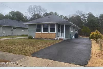 23 Yellowstone Drive, Toms River Township, NJ 08753 - Photo 1