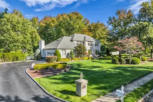 7 Red Coach Ln, Holmdel, NJ 07733 - Photo 1