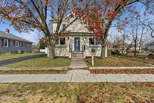 307 Pine St, Lakehurst, NJ 08733 - Photo 1