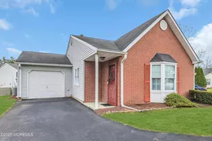 7 Gatley Close, Freehold, NJ 07728 - Photo 1