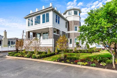 10 Via Ripa Way #2, Sea Bright, NJ 07760 - Photo 1