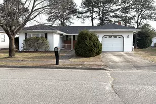 11 Tampa Ln, Toms River Township, NJ 08757 - Photo 1