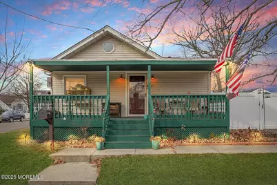 37 Beaconlight Avenue, Keansburg, NJ 07734 - Photo 1