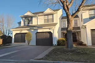 152 Chestnut Way, Manalapan Township, NJ 07726 - Photo 1