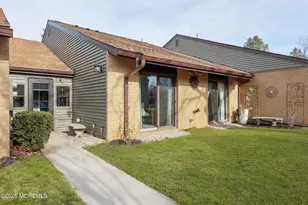 4 Dickinson Ct, Red Bank, NJ 07701 - Photo 1