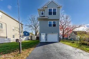 42 Jahn St, Keansburg, NJ 07734 - Photo 1