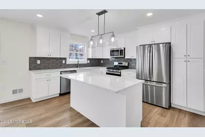 521 Beach Avenue, Beachwood, NJ 08722 - Photo 1