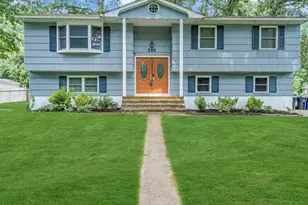 518 River Dr, Toms River Township, NJ 08753 - Photo 1