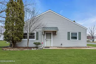 24 S Seas Ct, Barnegat, NJ 08005 - Photo 1