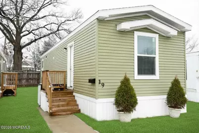 19 Avenue A, Hazlet Township, NJ 07734 - Photo 1