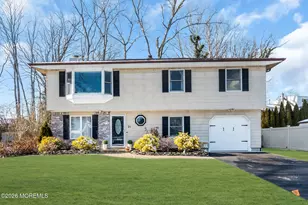 21 Cliffwood Dr, Neptune Township, NJ 07753 - Photo 1