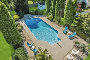 15 E Scarlet Oak Ct, Jackson, NJ 08527 - Photo 1