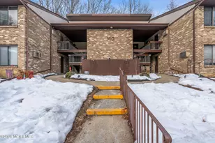 160 Cross Slope Ct, Manalapan Township, NJ 07726 - Photo 1