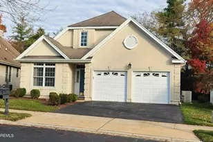 22 Wellington St, Holmdel, NJ 07733 - Photo 1