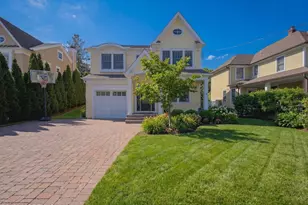 86 Lafayette St, Rumson, NJ 07760 - Photo 1