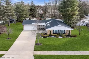 3 Noble Pl, Aberdeen Township, NJ 07747 - Photo 1