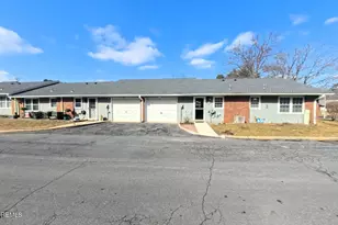 426A Chatham Ct, Lakewood, NJ 08701 - Photo 1