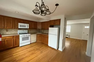 75 Manor Dr, Red Bank, NJ 07701 - Photo 1