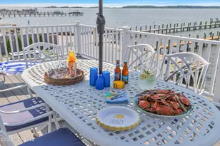 193 Bay Stream Dr, Toms River Township, NJ 08753 - Photo 1