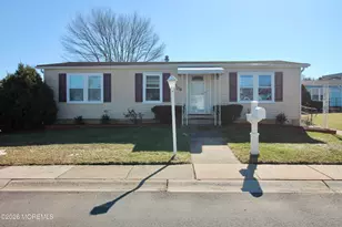 606 Jerome Pl, Freehold, NJ 07728 - Photo 1