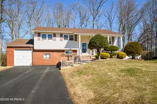 25 Tarrytown Rd, Manalapan Township, NJ 07726 - Photo 1
