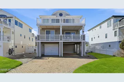 112 W Hobart Avenue, Long Beach Township, NJ 08008 - Photo 1