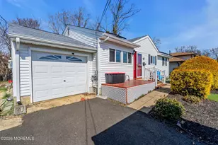 32 Koenig Ln, Freehold, NJ 07728 - Photo 1
