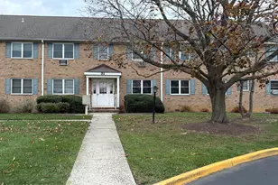 32 Manchester Ct, Freehold, NJ 07728 - Photo 1