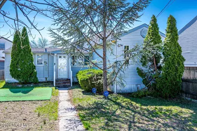23 Wood Street, Keansburg, NJ 07734 - Photo 1