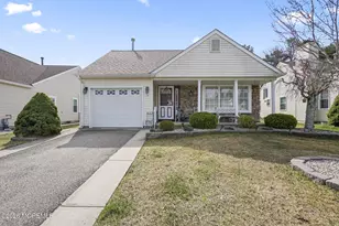 14 Kendal Dr, Toms River Township, NJ 08757 - Photo 1