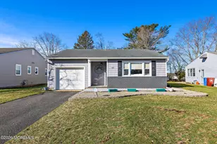 22 Down Ct, Toms River Township, NJ 08757 - Photo 1