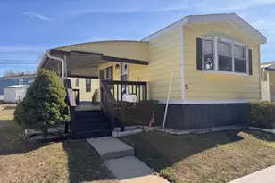 71 Shorehaven Park, Hazlet Township, NJ 07730 - Photo 1