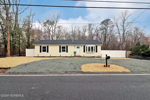 113 Lighthouse Dr, Waretown, NJ 08758 - Photo 1