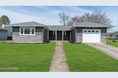 62 Barbados Drive S, Toms River Township, NJ 08757 - Photo 1