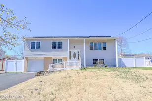 546 Vaughn Ave, Toms River Township, NJ 08753 - Photo 1