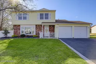16 Regina Dr, Howell Township, NJ 07731 - Photo 1